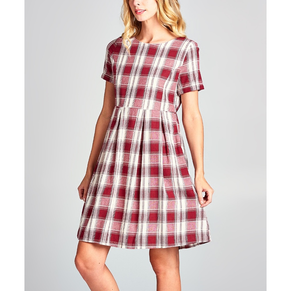 NWT burgundy & white plaid short-sleeve dress